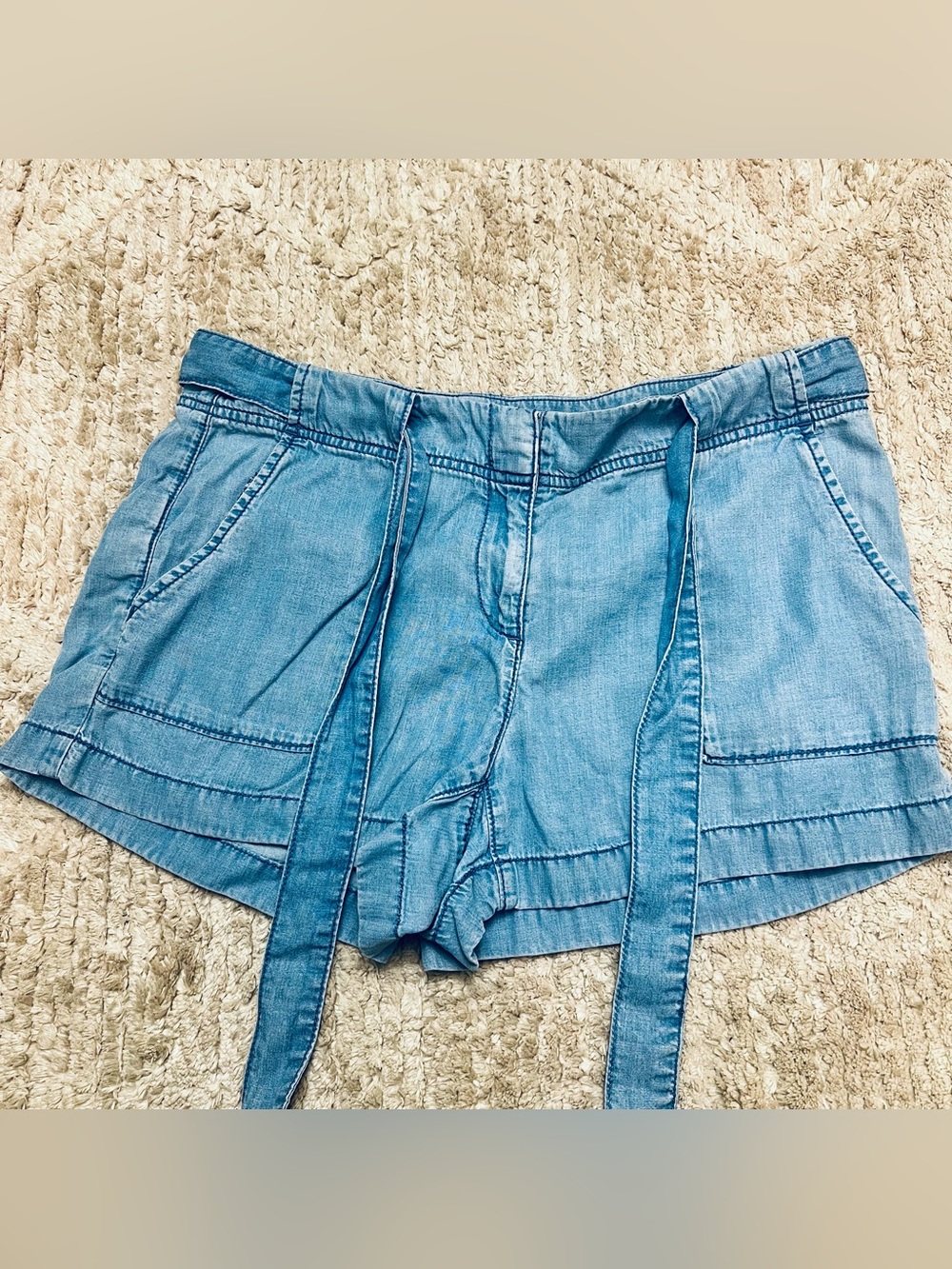 Women’s Loft Shorts size 6